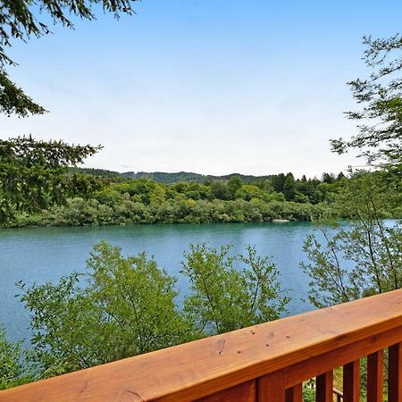 Smith River Redwoods On The River Retreat 빌라 외부 사진