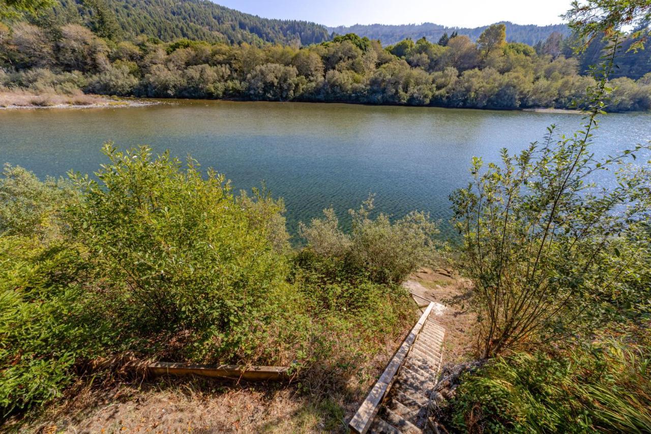 Smith River Redwoods On The River Retreat 빌라 외부 사진